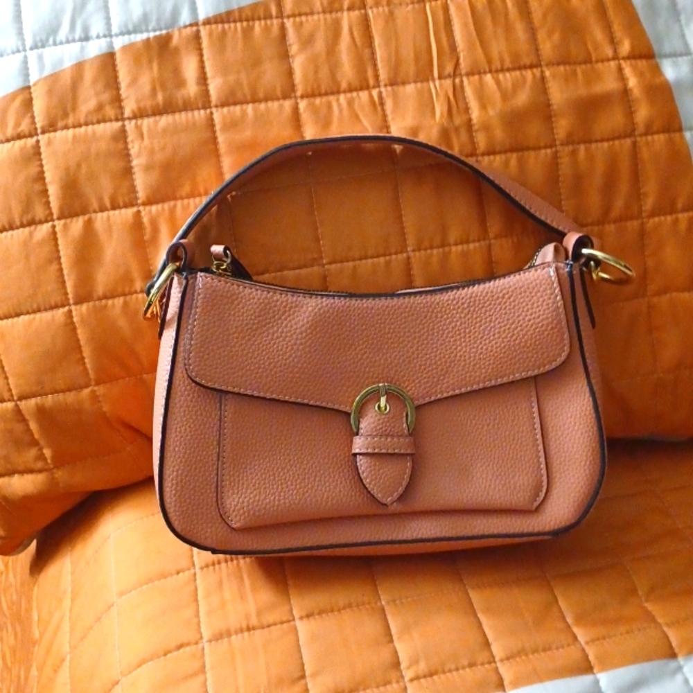 Small shoulder bag
